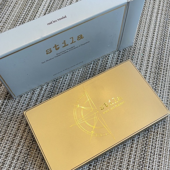 🎉Host Pick 💋 STILA Eye Palette NIB - Road Less Traveled - Picture 5 of 9